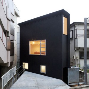 Современная японская малоэтжная городская архитектура