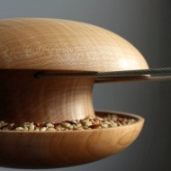 деревянная кормушка для птиц